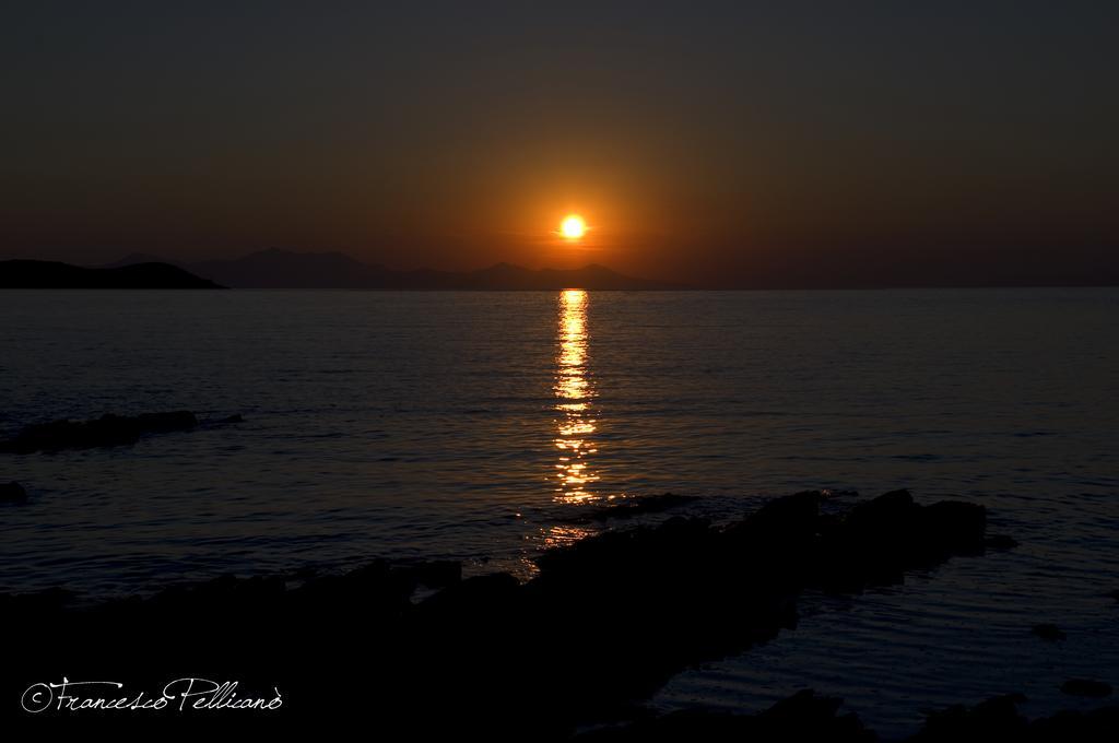 Nicolas Antiparos Antiparos Town Exterior foto
